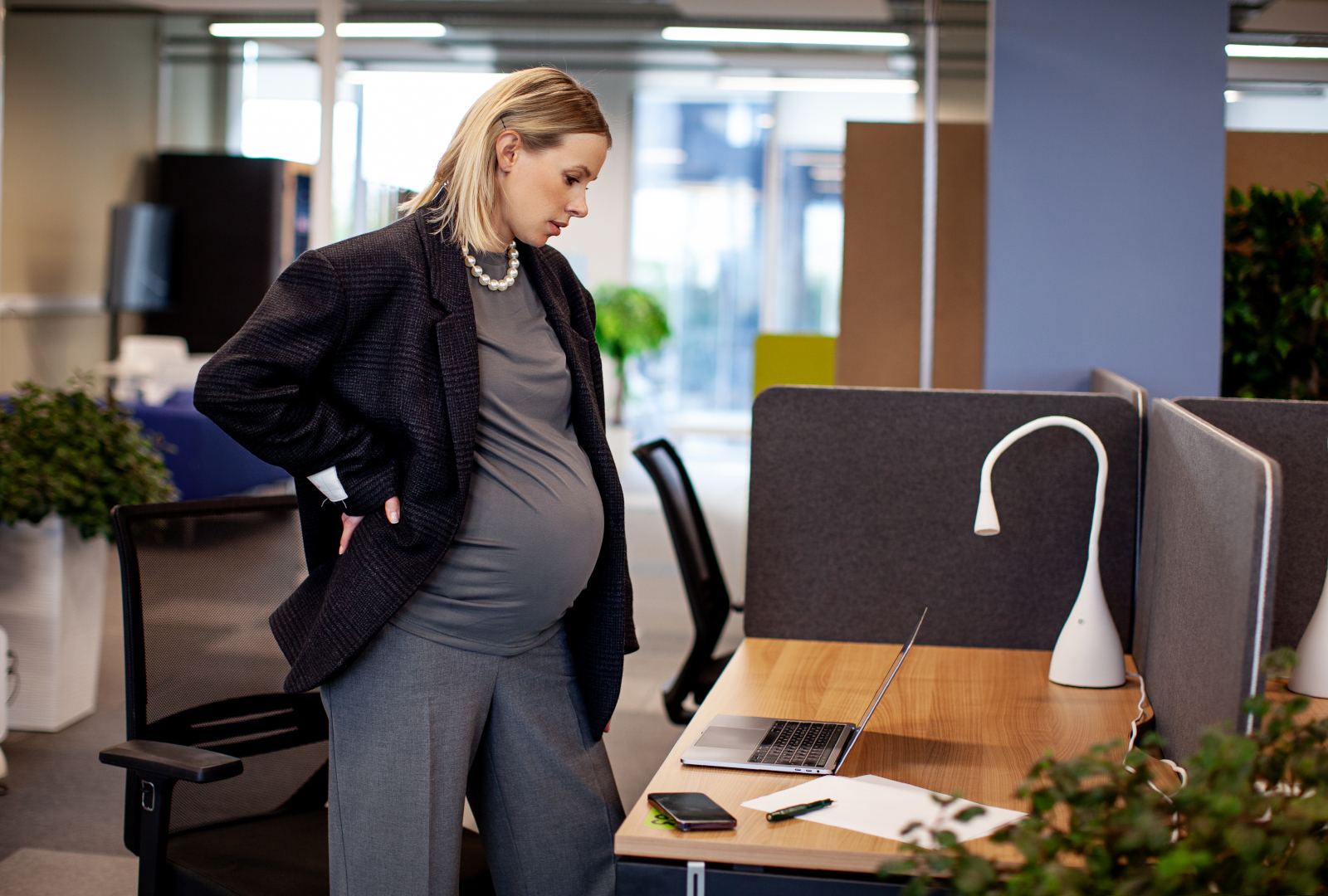 Can My Job Be Given Away While I’m on Pregnancy Leave?